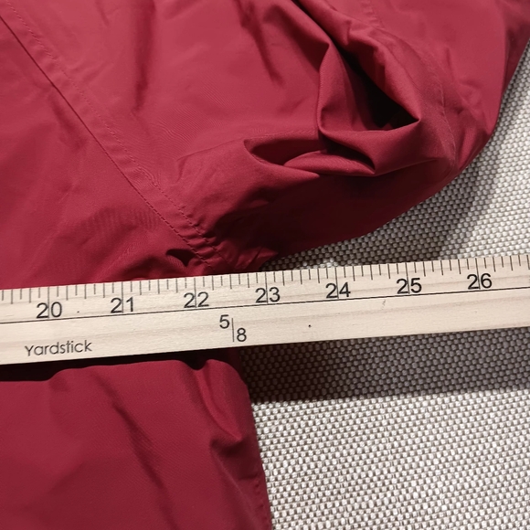 L.L.Bean Men's Long Rain coat, Large, Red, Excellent condition - Picture 5 of 5